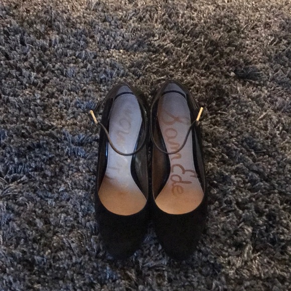 Sam Edelman women’s ankle strap pump - Picture 2 of 5